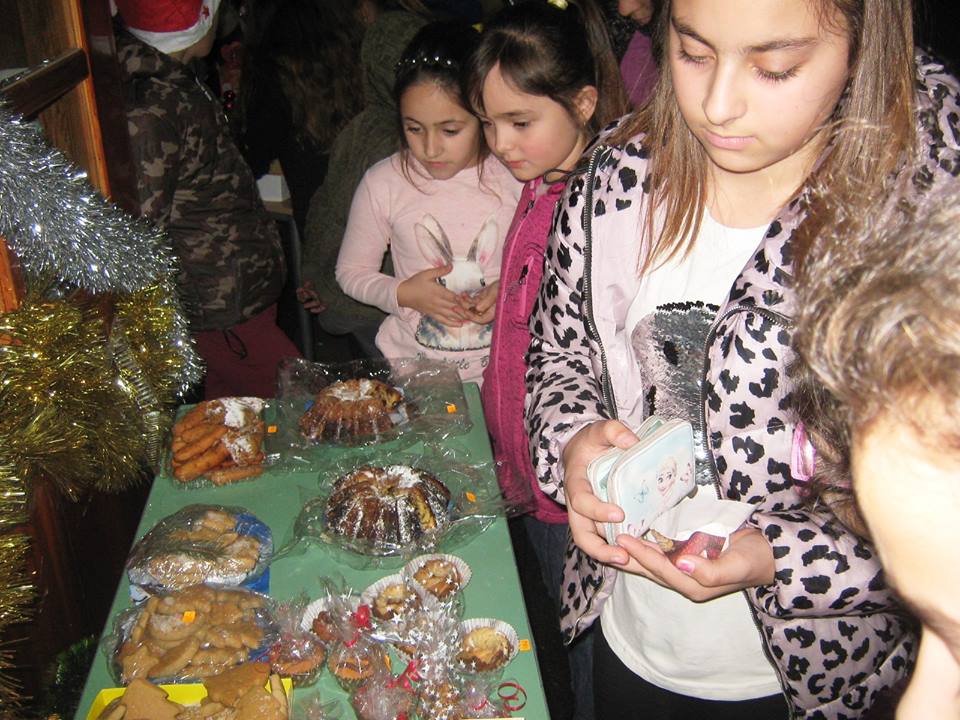 Коледен благотворителен базар в ОУ „Иван Вазов“ – да подарим надежда!